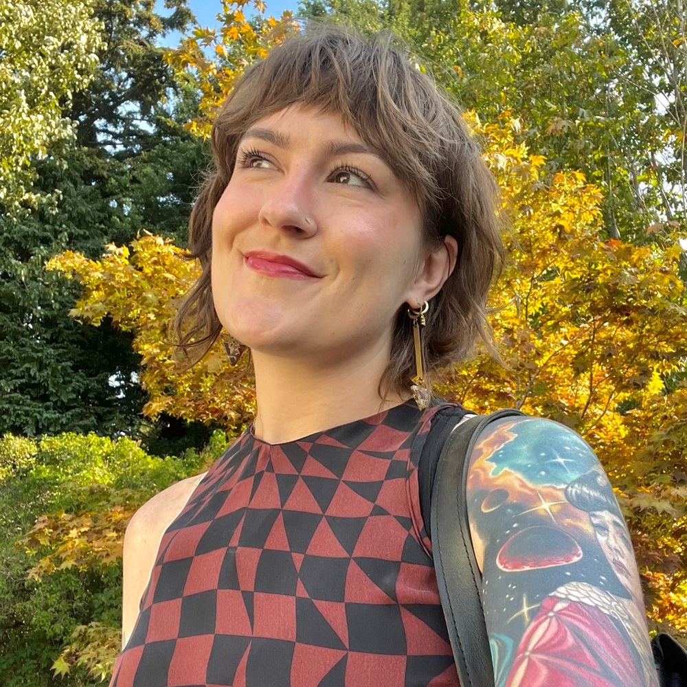 Meet your Posher, Elizabeth